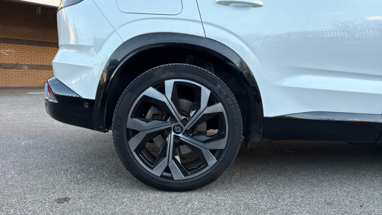 Renault Austral E-Tech FHEV Iconic Esprit Alpine 5dr Auto 4C Hybrid Estate